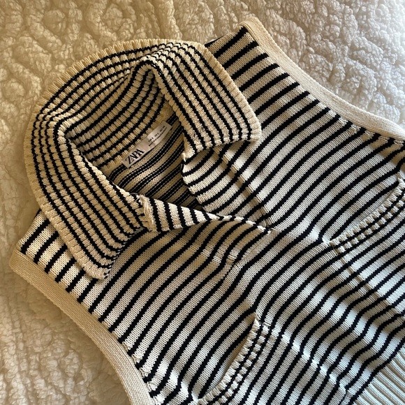 Zara Black and White Striped Sweater - Picture 2 of 4